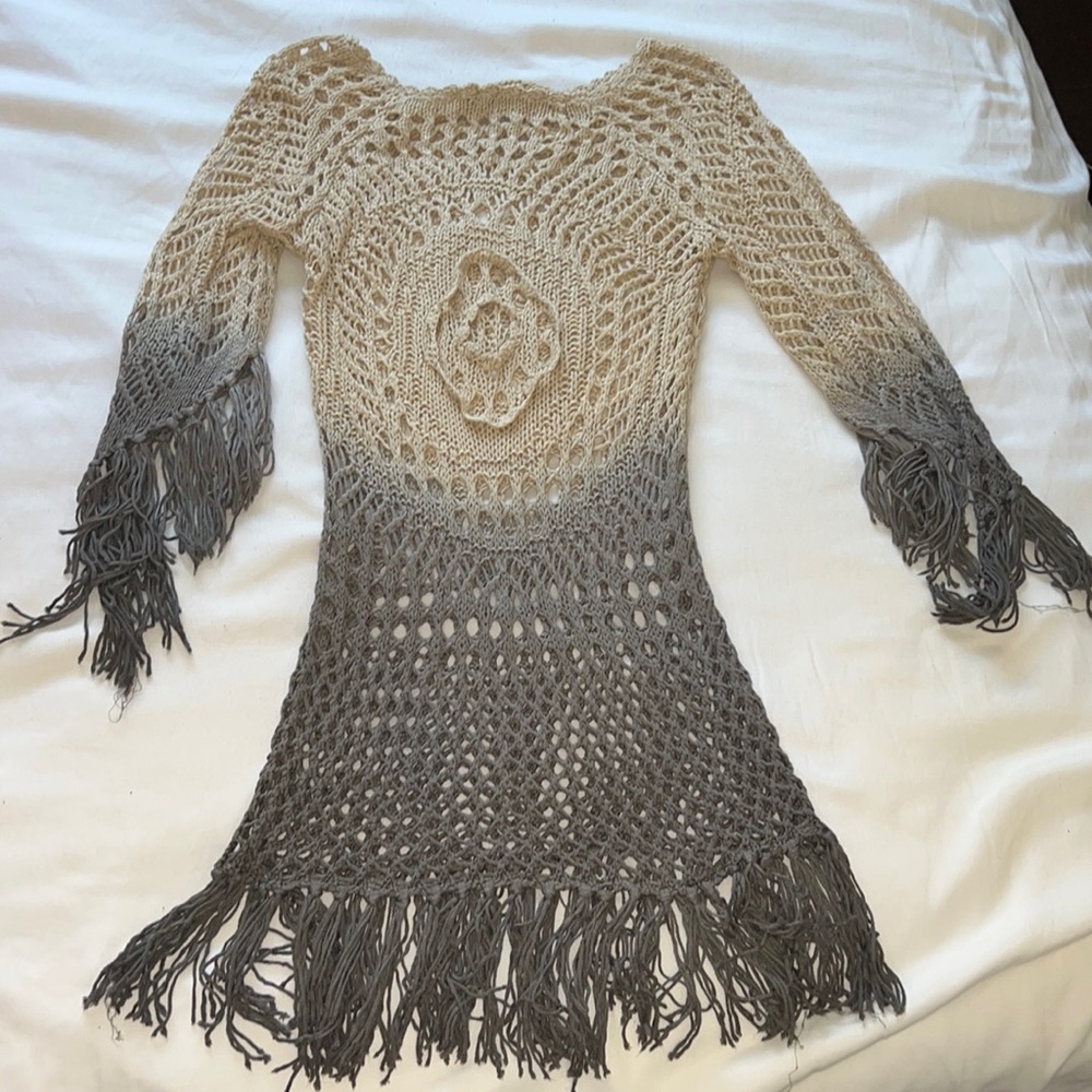 Boho Crochet Fringe Tunic Top - Cream to Gray Ombre